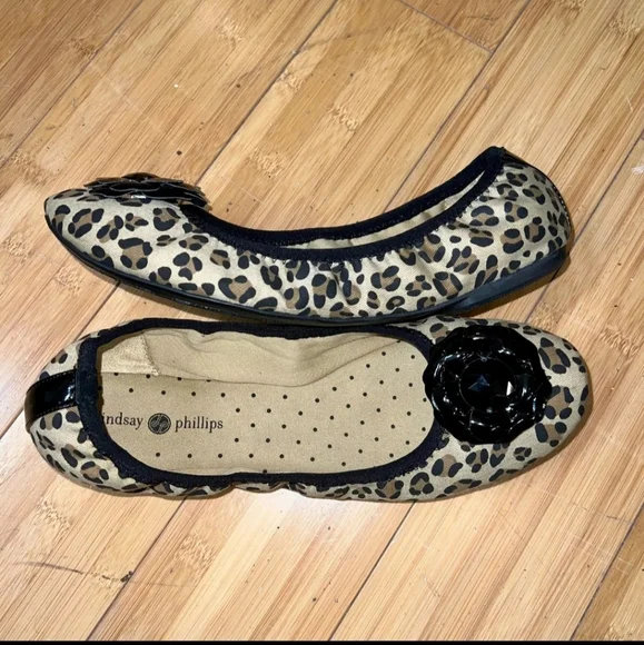 Lindsay Phillips Flats 9.5 Rare - Picture 4 of 8